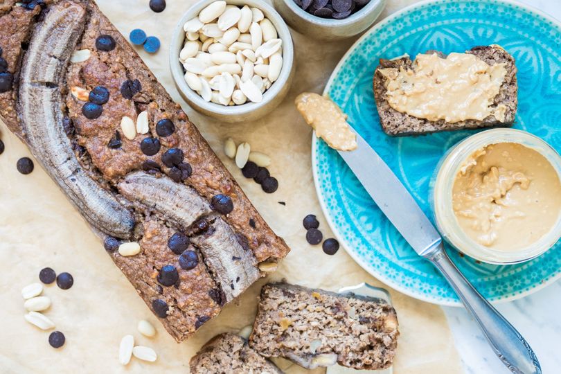 Zdrowy chlebek bananowy z płatkami owsianymi