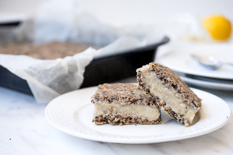 Šťavnatý makovec s jablečným krémem