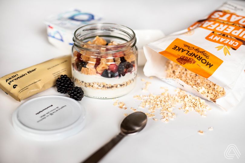 Jogurtový pohár s müsli