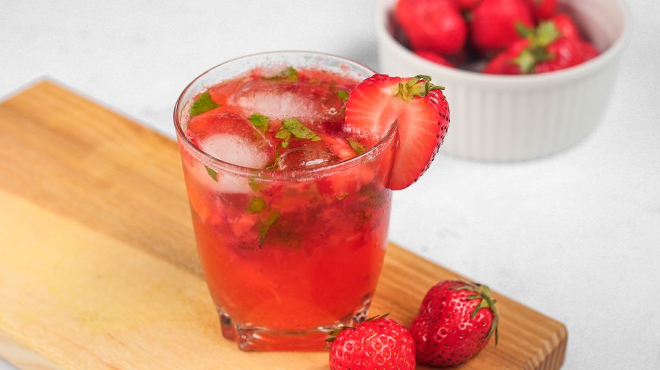 Virgin Strawberry Mojito