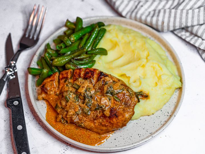 Parmazánové kuře s bramborovou kaší