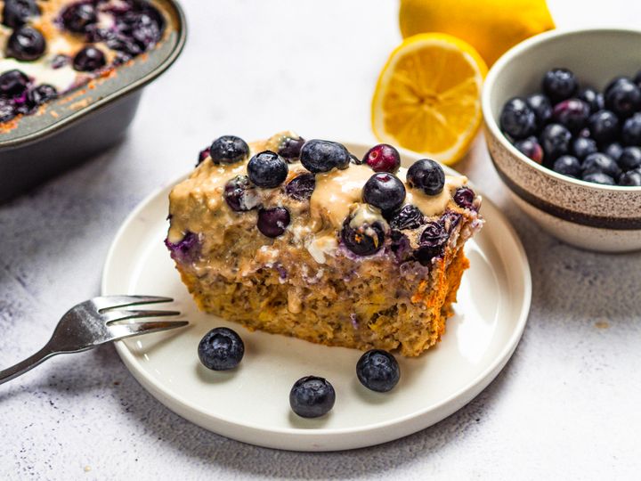 Blueberry baked oats