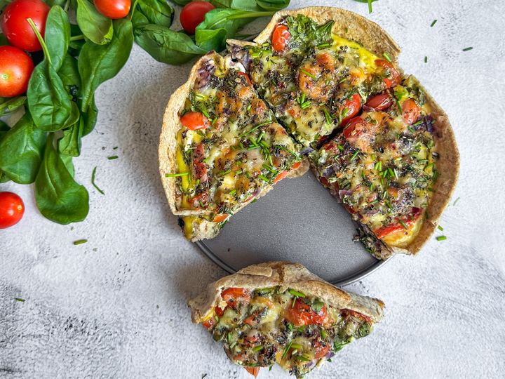 Jednoduchý slaný quiche z tortilly