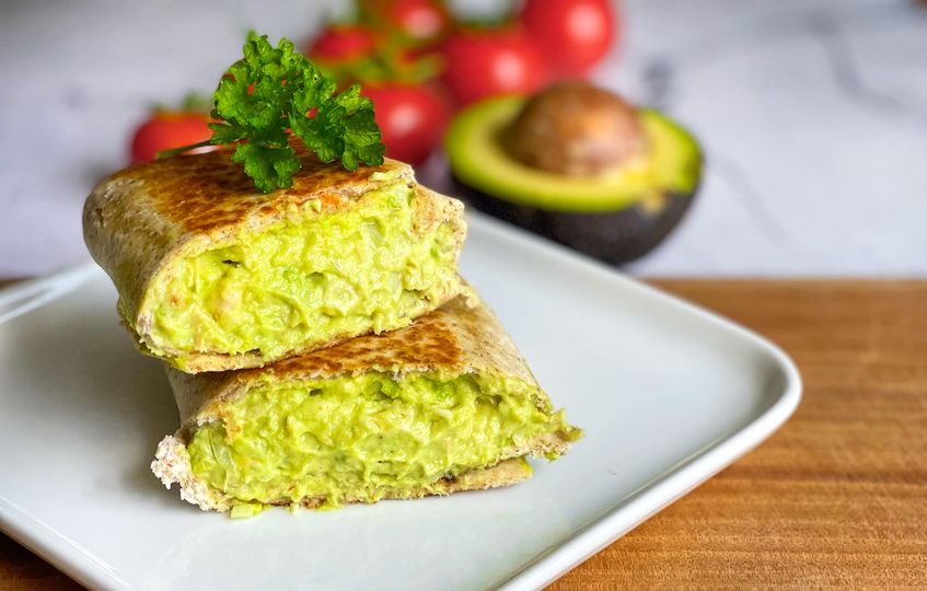 Tuniakové burrito s avokádom