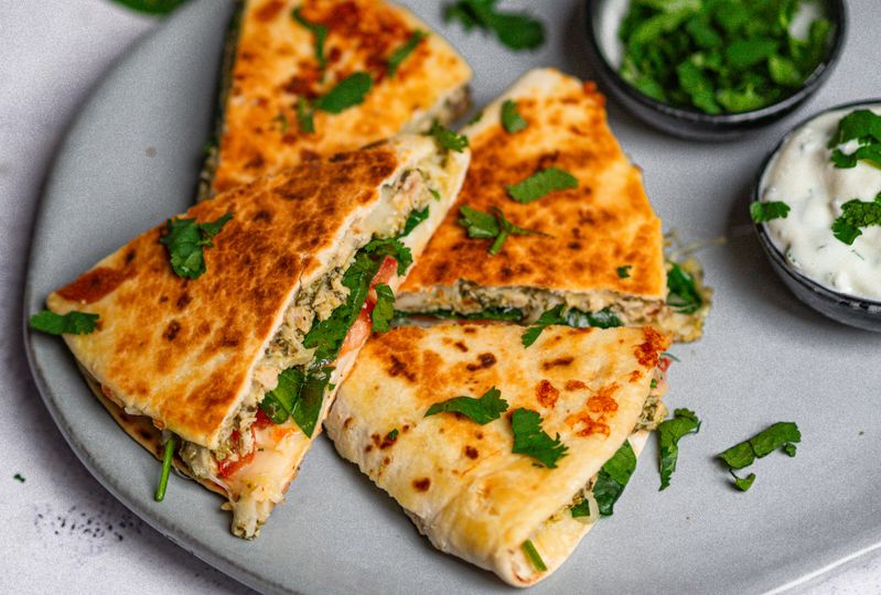 Kuřecí quesadilla se špenátem a sýrem
