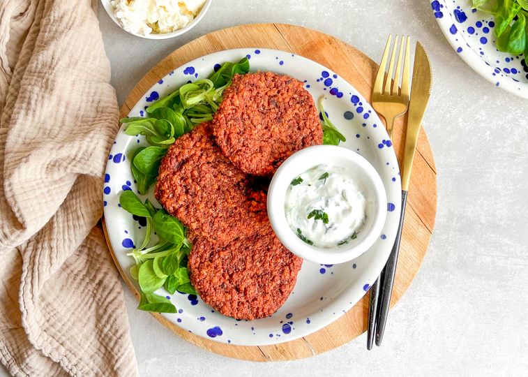 Rote-Bete-Patties mit Tzatziki