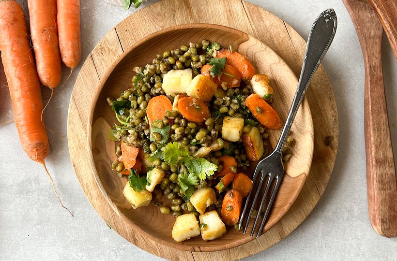 Téli mungóbab saláta halloumival