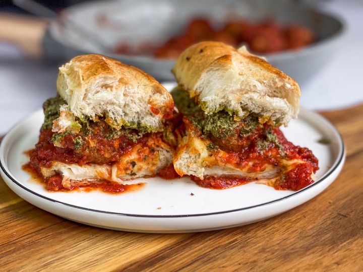 Hausgemachtes Meatball-Sandwich