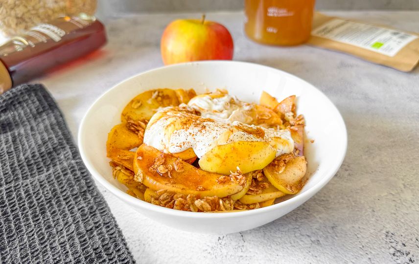 Pečené jablká so škoricou a jogurtom