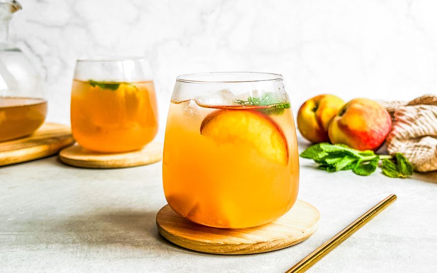 Homemade Peach Iced Tea