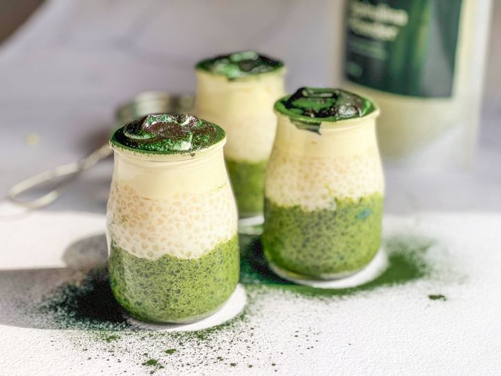 Tapiokový puding so spirulinou