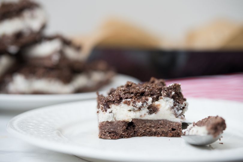 Fit kakaový strúhaný koláč s tvarohom