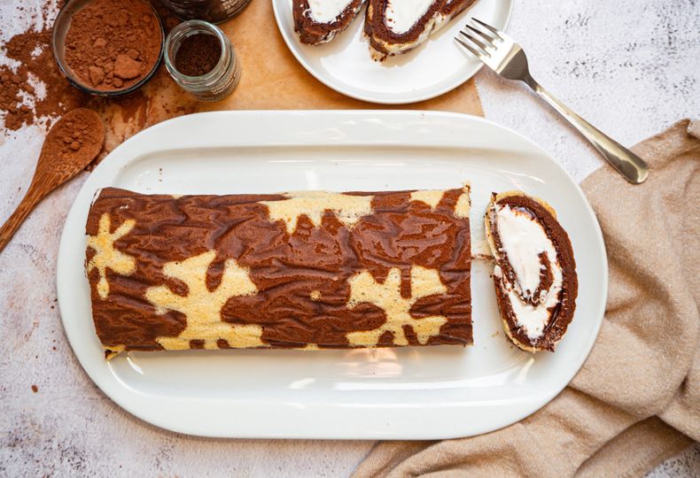 Vianočná kakaová roláda s tvarohom