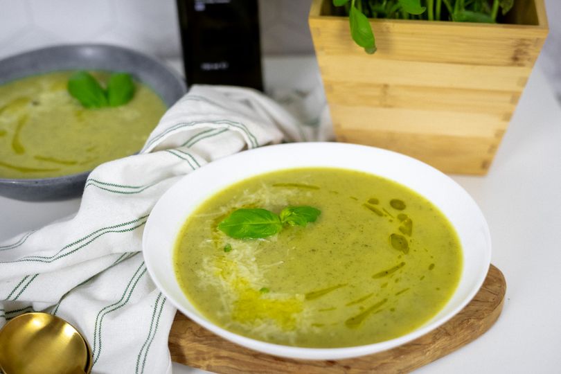 Italian Courgette and Parmesan Soup