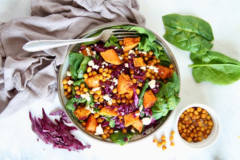 Zimní salát, který zasytí