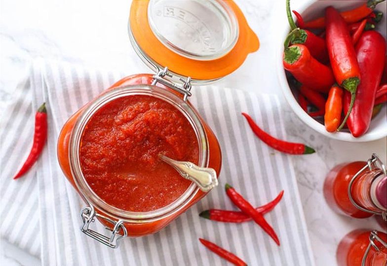 Domáca sriracha omáčka