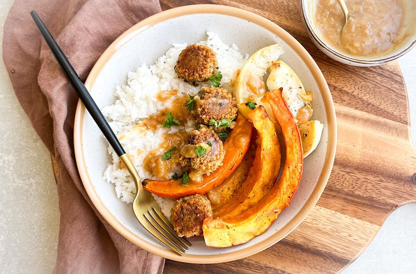 Falafel s rýží, miso omáčkou a dýní