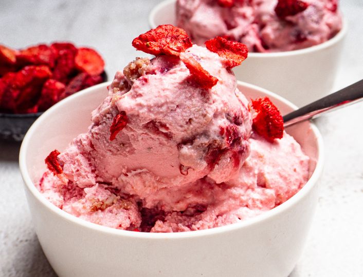 Homemade Strawberry Cheesecake Ice Cream