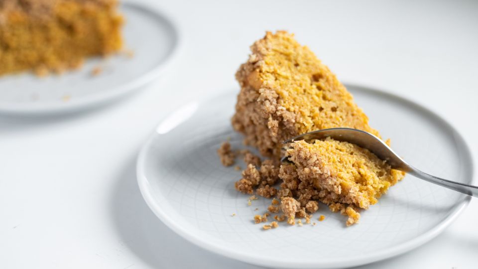 Egészséges répatorta zabpehely morzsával