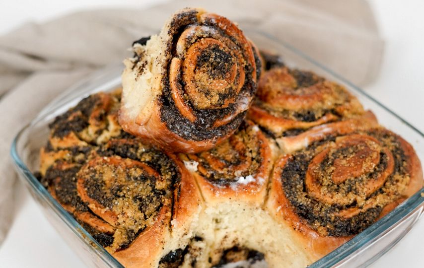 Makoví šneci z kynutého těsta