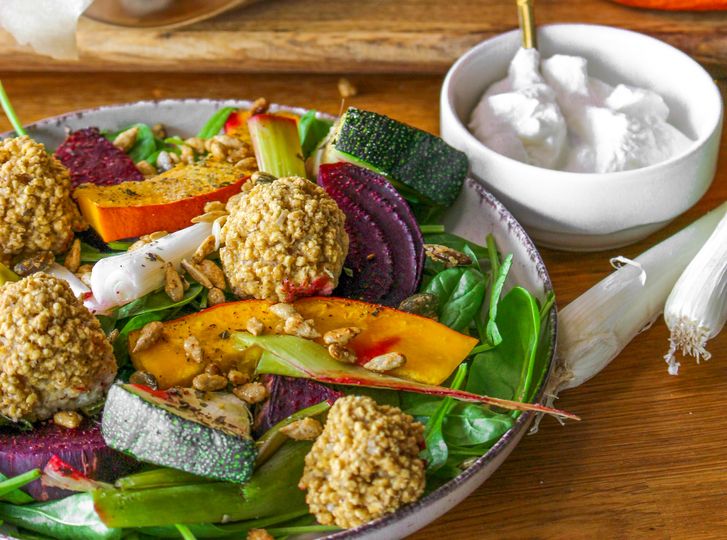 Podzimní salát s falafelem