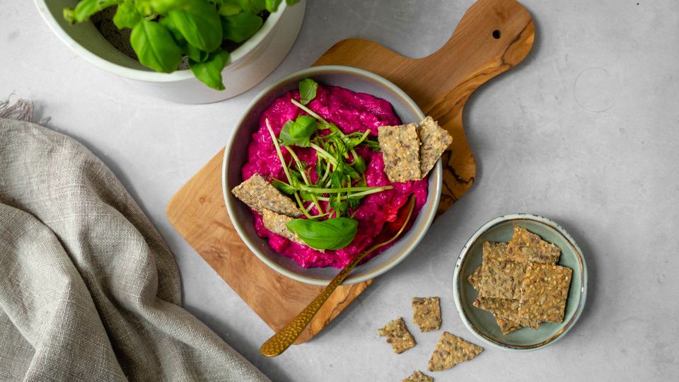 Pomazánka z červené řepy s vajíčkem