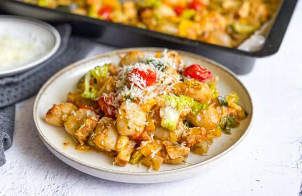 Zapečené gnocchi se zeleninou a tempehem