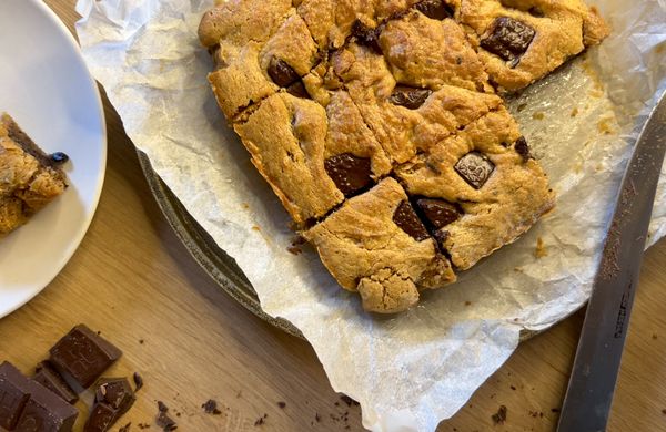 Peanut Butter Blondies