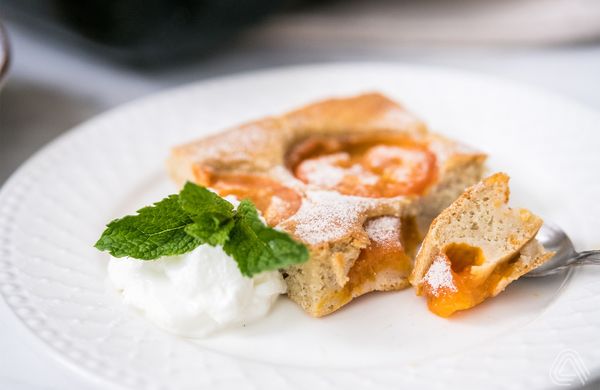 Marhuľová bublanina s jogurtom