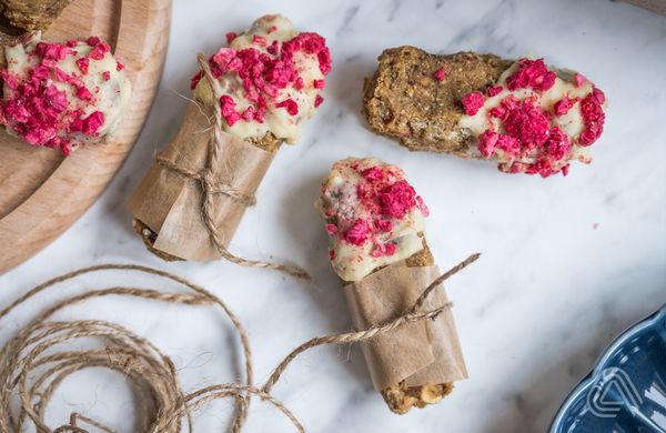 Domáce orechové tyčinky s bielou čokoládou