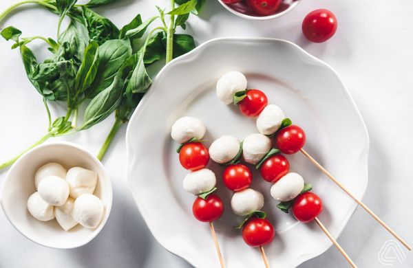 Caprese jednohubky na špajdli