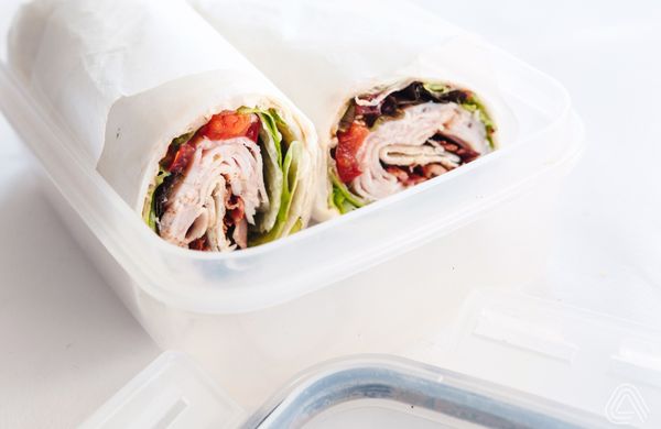 Jednoduchý wrap so šunkou a slaninou