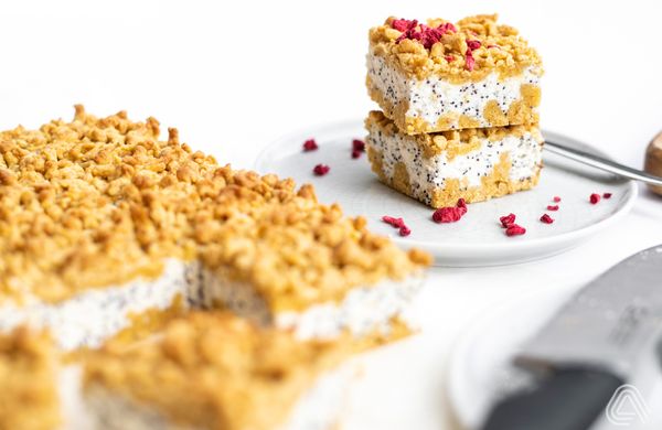 Strúhaný tvarohovo-makový koláč