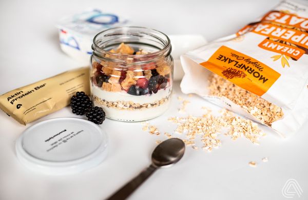 Jogurtový pohár s müsli