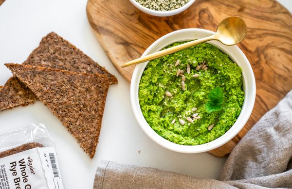 Vegan hrášková pomazánka s mátou