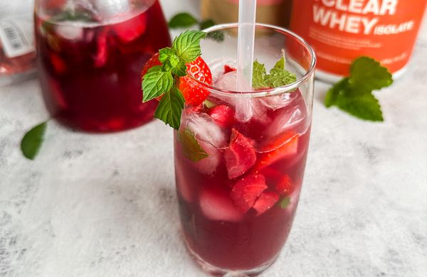 Protein Strawberry Iced Tea