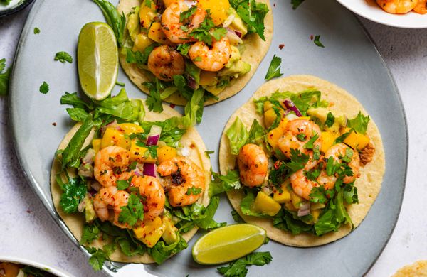 Krevetové tacos s mangovou salsou