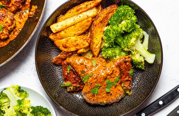 Kuřecí maso se smetanovou omáčkou