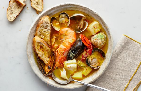 Bouillabaisse: francouzská rybí polévka