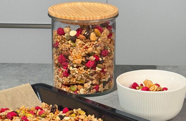 Domácí pistáciová granola