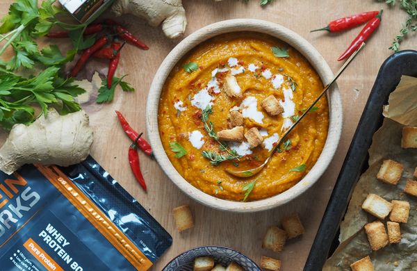 Dýňová polévka z pečené dýně se zázvorem