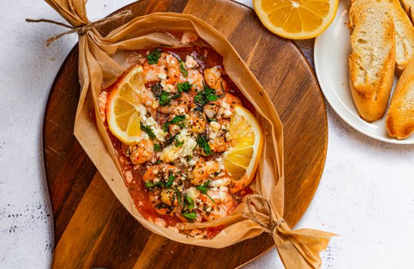 Gebackene Saganaki-Garnelen mit Feta-Käse