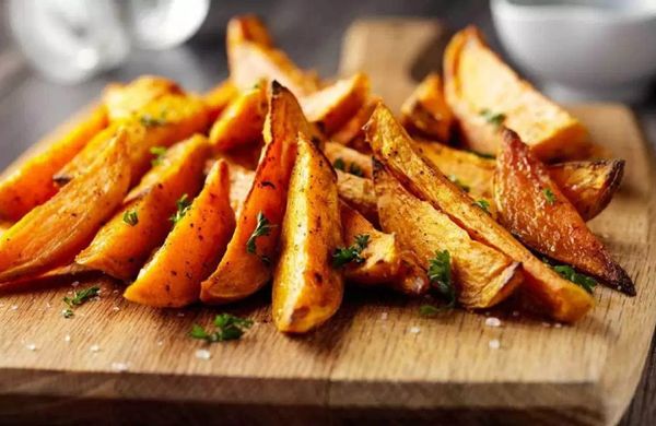 Batátové hranolky na sladko – zdravé zobání k filmu