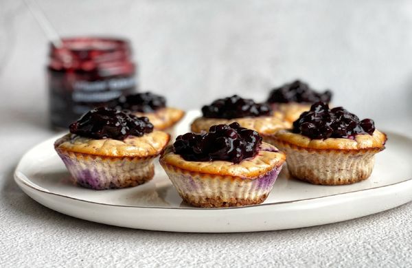 Čučoriedkové mini cheesecakes bez laktózy