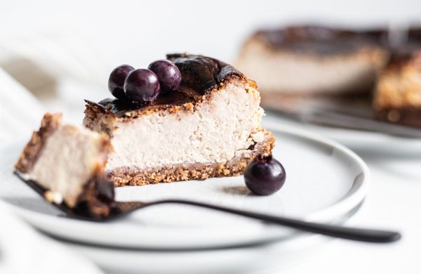 Zdravý borůvkový cheesecake s tvarohem a mascarpone