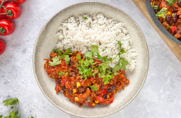 Hovězí chilli con carne s rýží