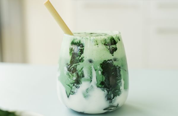 Spirulina Smoothie with Banana and Protein