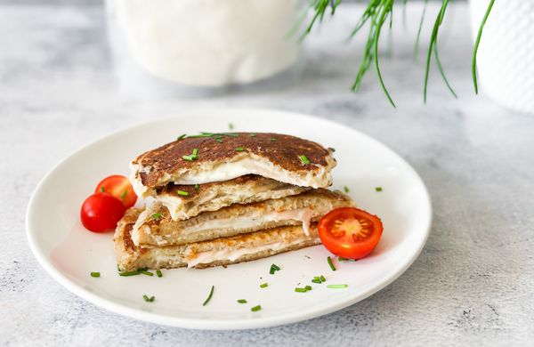 Savoury Pancakes Stuffed with Ham & Cheese
