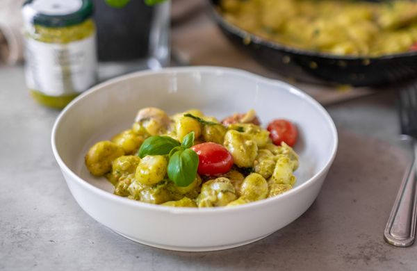 Gnocchi z pesto i mozzarellą