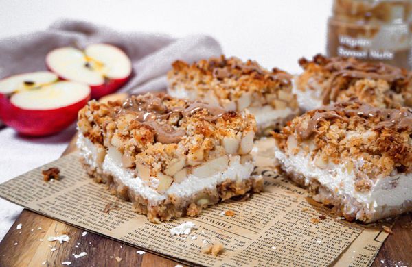 Jablkový cheesecake na plech